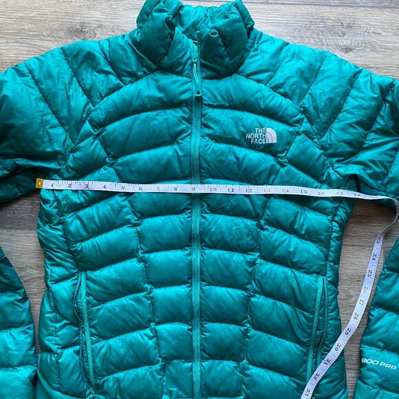 The North Face Quince Down Puffer Jacket - Picture 3 of 9